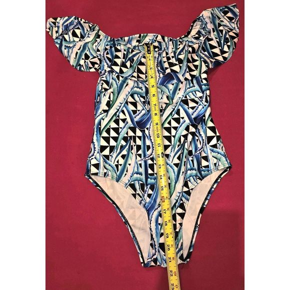 Women's RUFFLE NECK ONE PIECE SWIMWEAR M - Picture 4 of 8